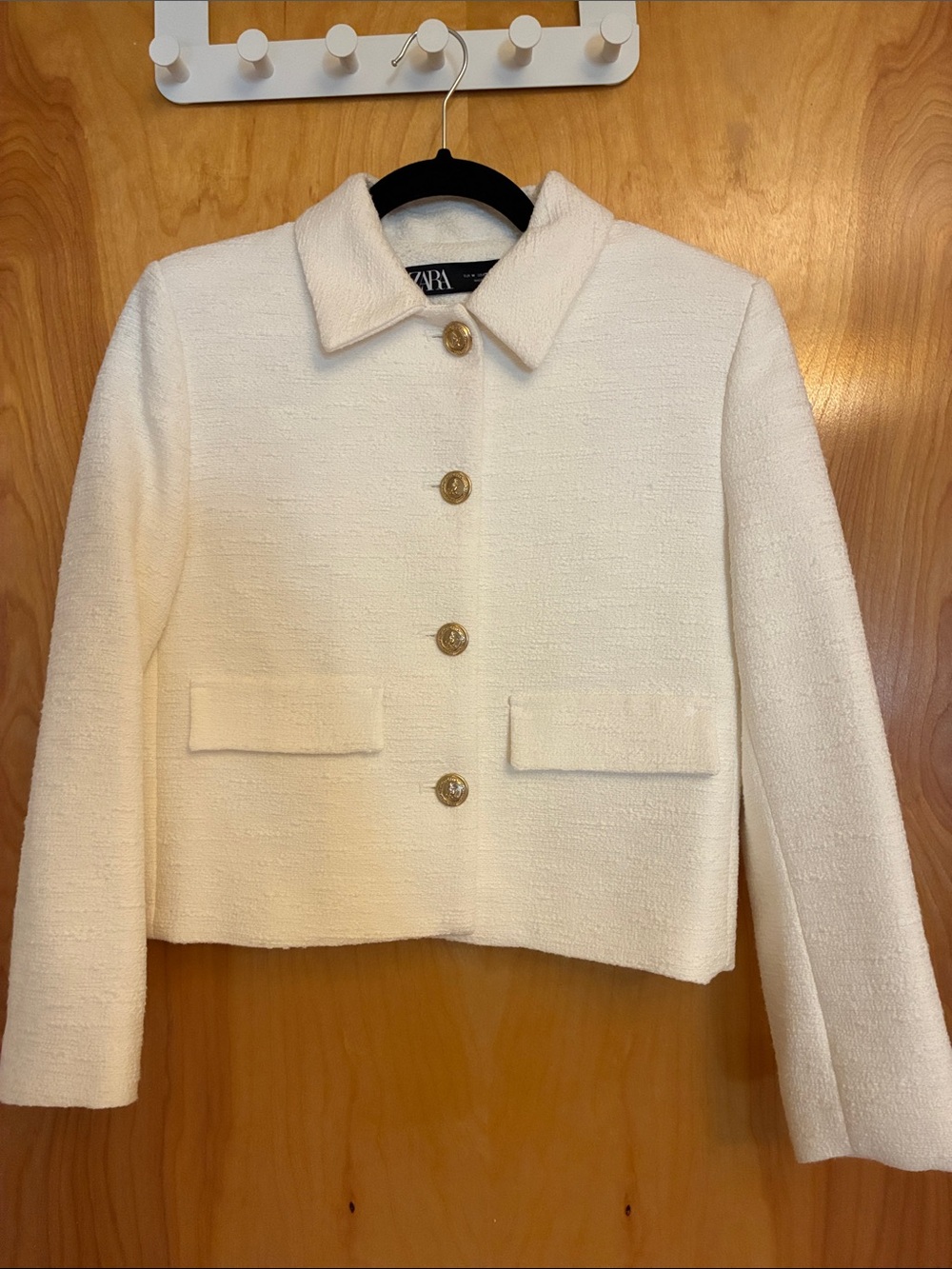 Zara Cream Bouclé Cropped Blazer with Gold Buttons - New Without Tags